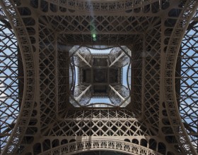 View of the Eiffel Tower from the forecourt
